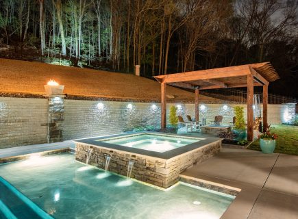 Luxury Swimming Pool with Spa and Lighting